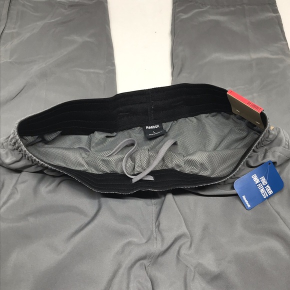 ReeBok Performance Men’s Speedwick Jogger Pants with Pockets size Large Gray - Picture 3 of 9